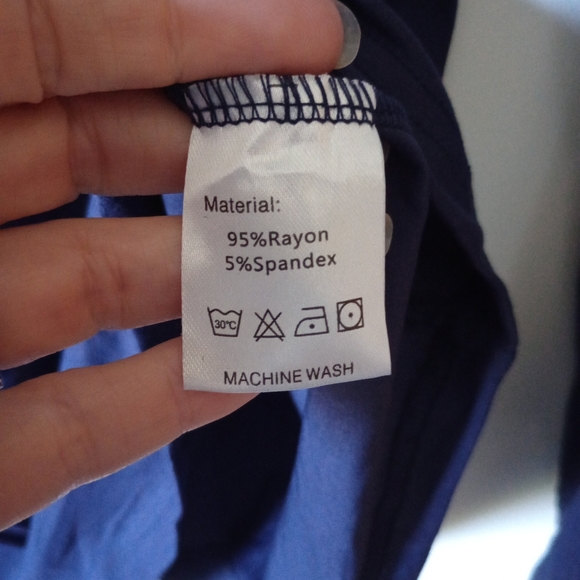 Navy Blue Women's Babydoll Style Rayon Blend Top Size Medium NWT - Picture 9 of 9